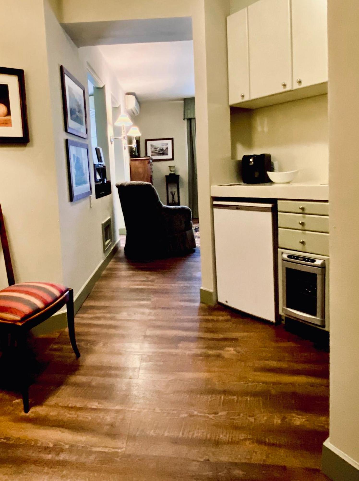 Casa Corp Boutique Suites In Condesa メキシコシティ エクステリア 写真